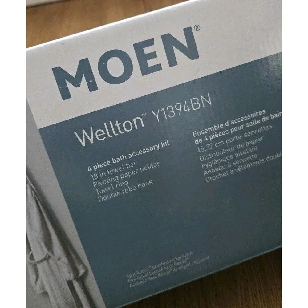Moen Wellton Y1394BN 4-piece Bath Hardware Set New
